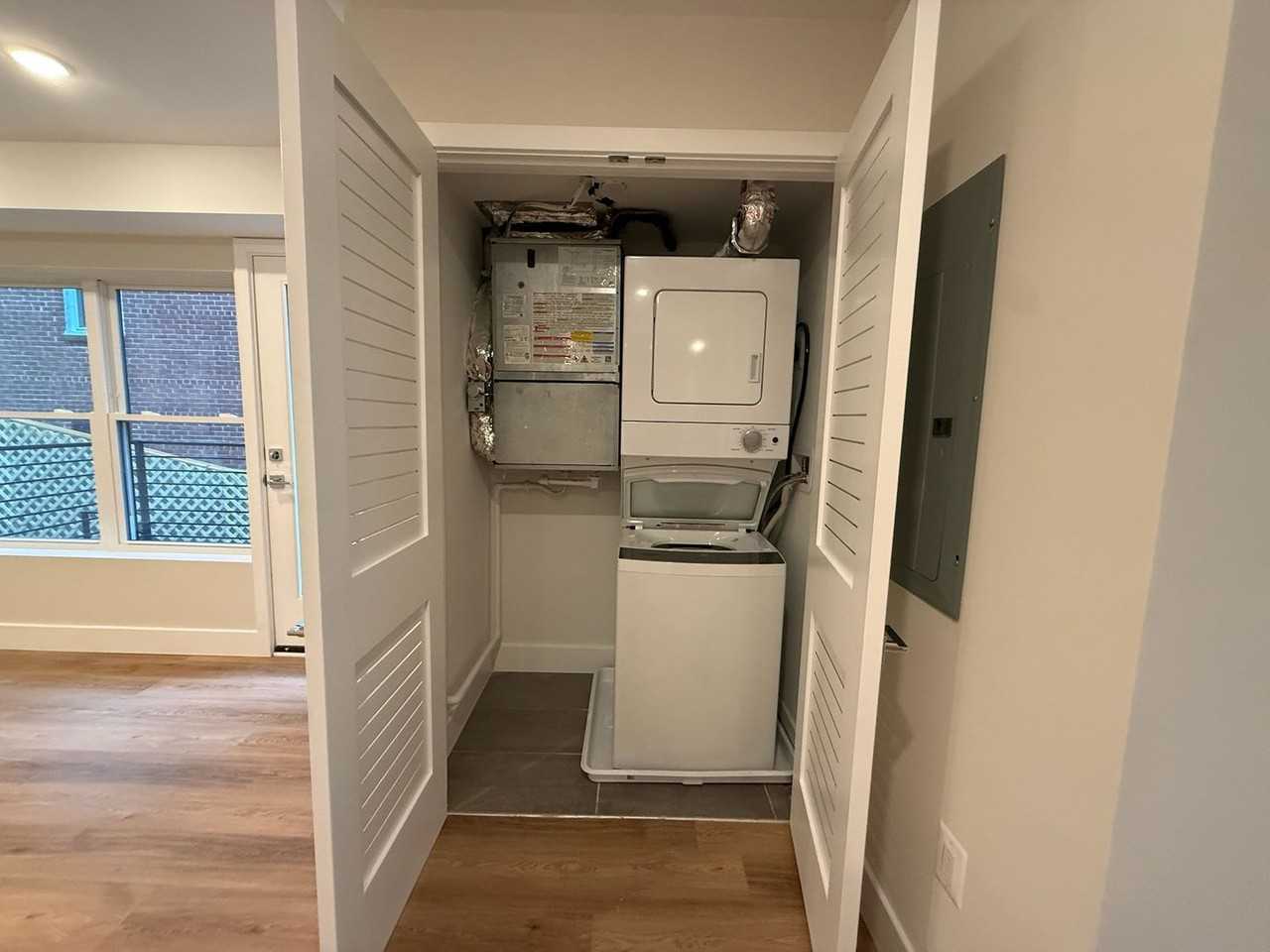 52nd Street Residences - Photo 4 of 37