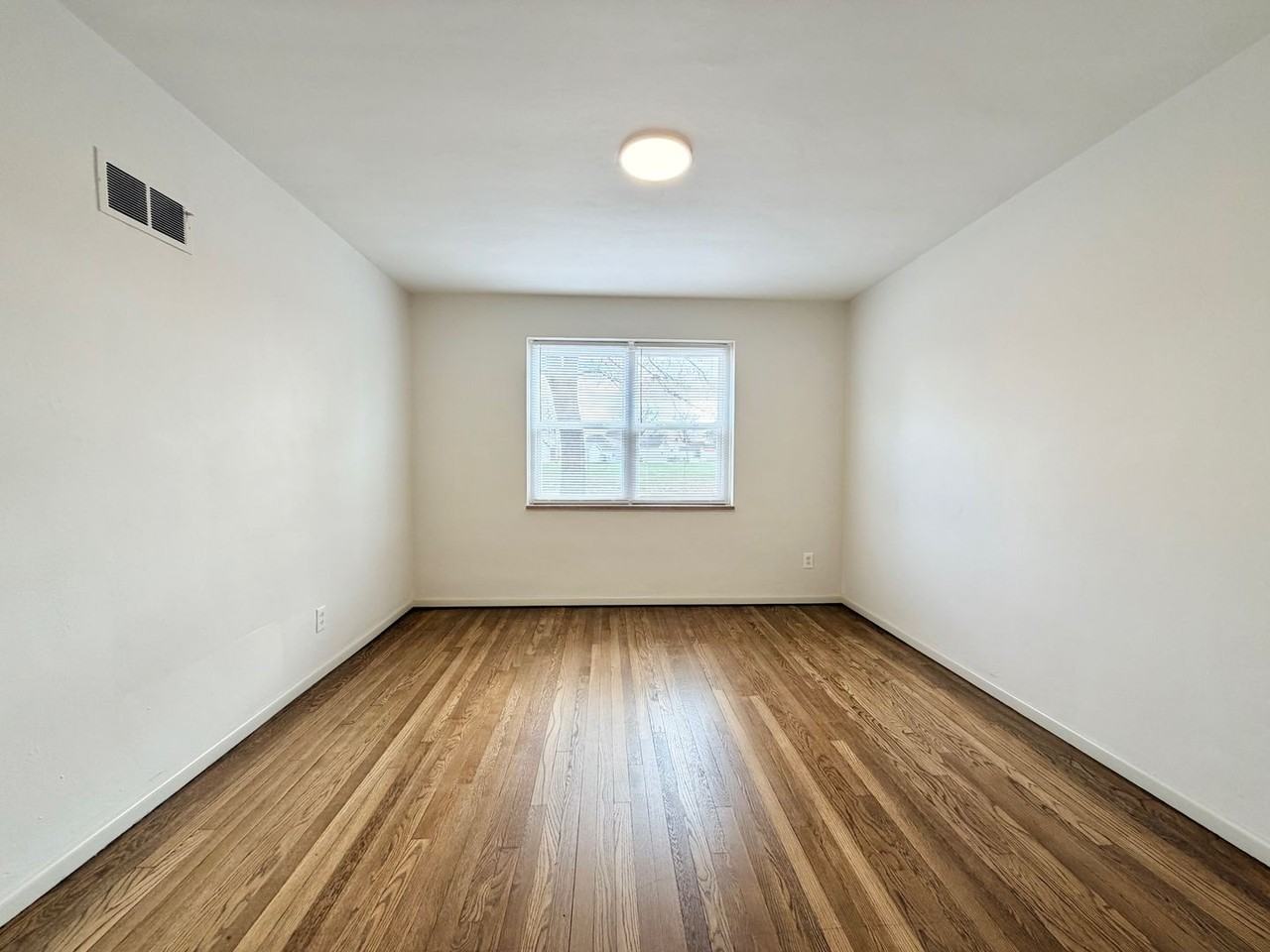 The Pointe at Willmore Park - Photo 7 of 21