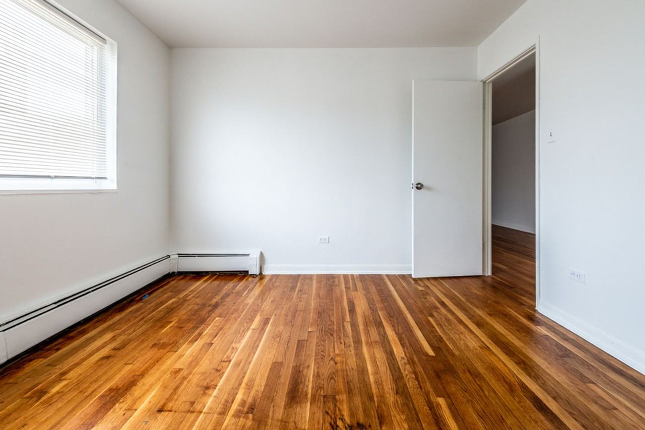 8326-8332 S Ellis Ave Chicago, IL 60619 - Photo 4 of 19