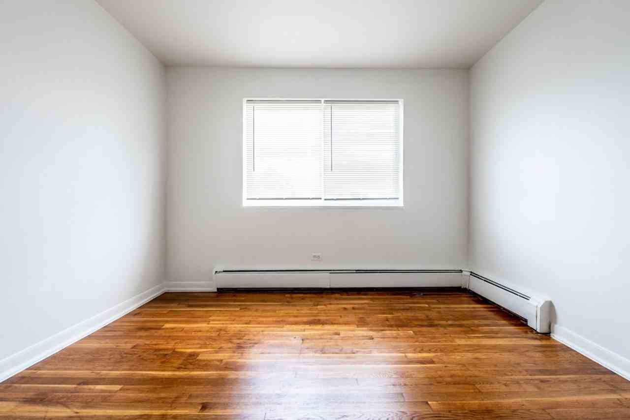 8326-8332 S Ellis Ave Chicago, IL 60619 - Photo 6 of 19