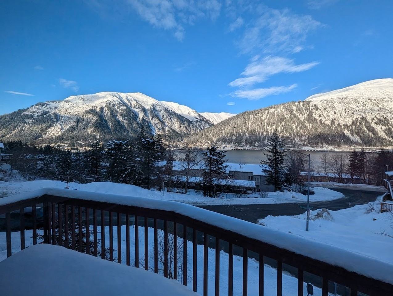 2631 John St - Photo 7 of 32