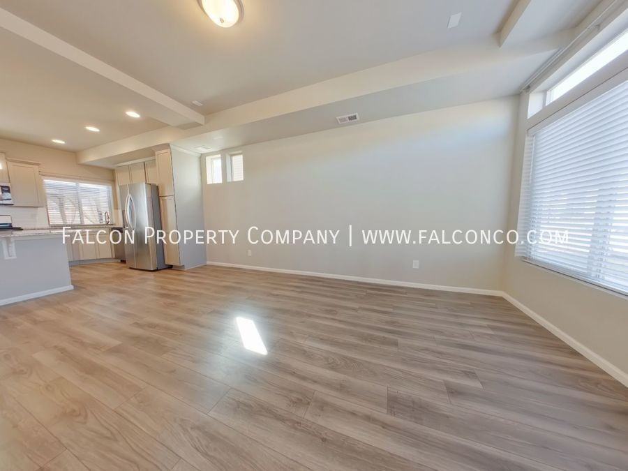 6141 Callan Dr - Photo 3 of 14