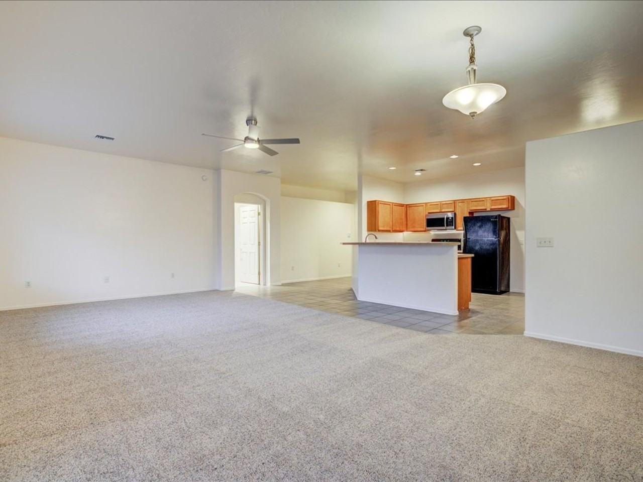 10434 E Rita Ranch Crossing Cir - Photo 4 of 23