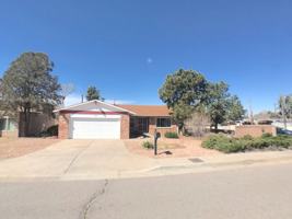 featured image of 3621 Candlelight Dr Ne