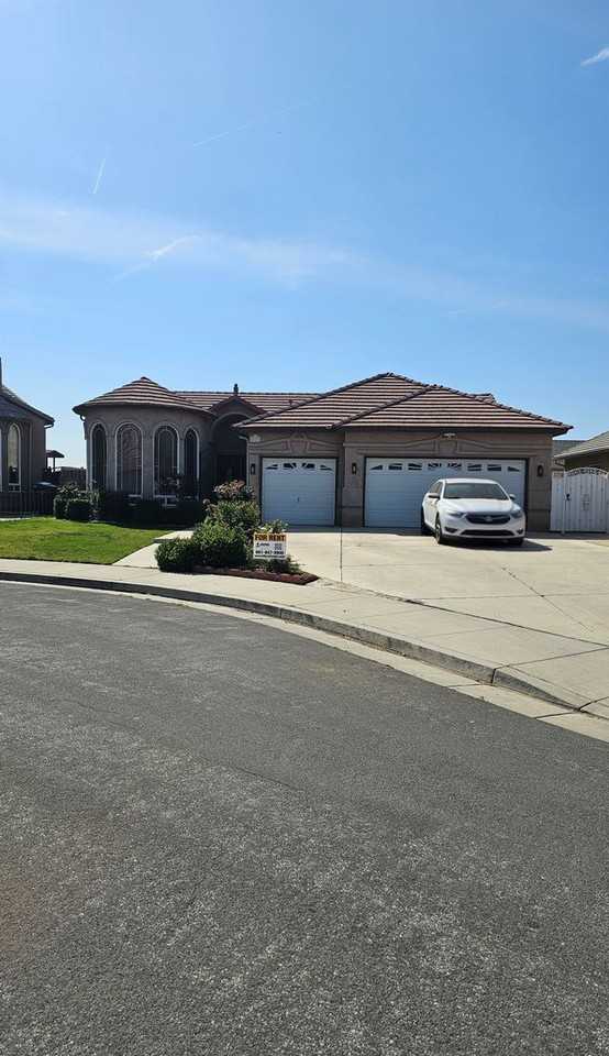 247 Dani Rose Ln - Photo 3 of 43