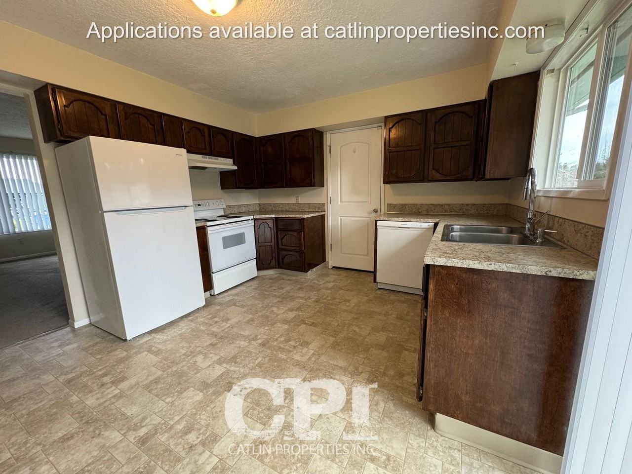 124 Tilla Dr #B - Photo 5 of 17