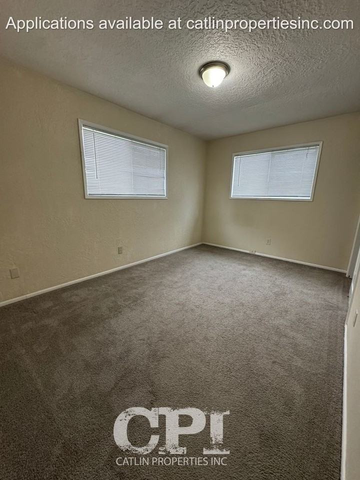 124 Tilla Dr #B - Photo 6 of 17