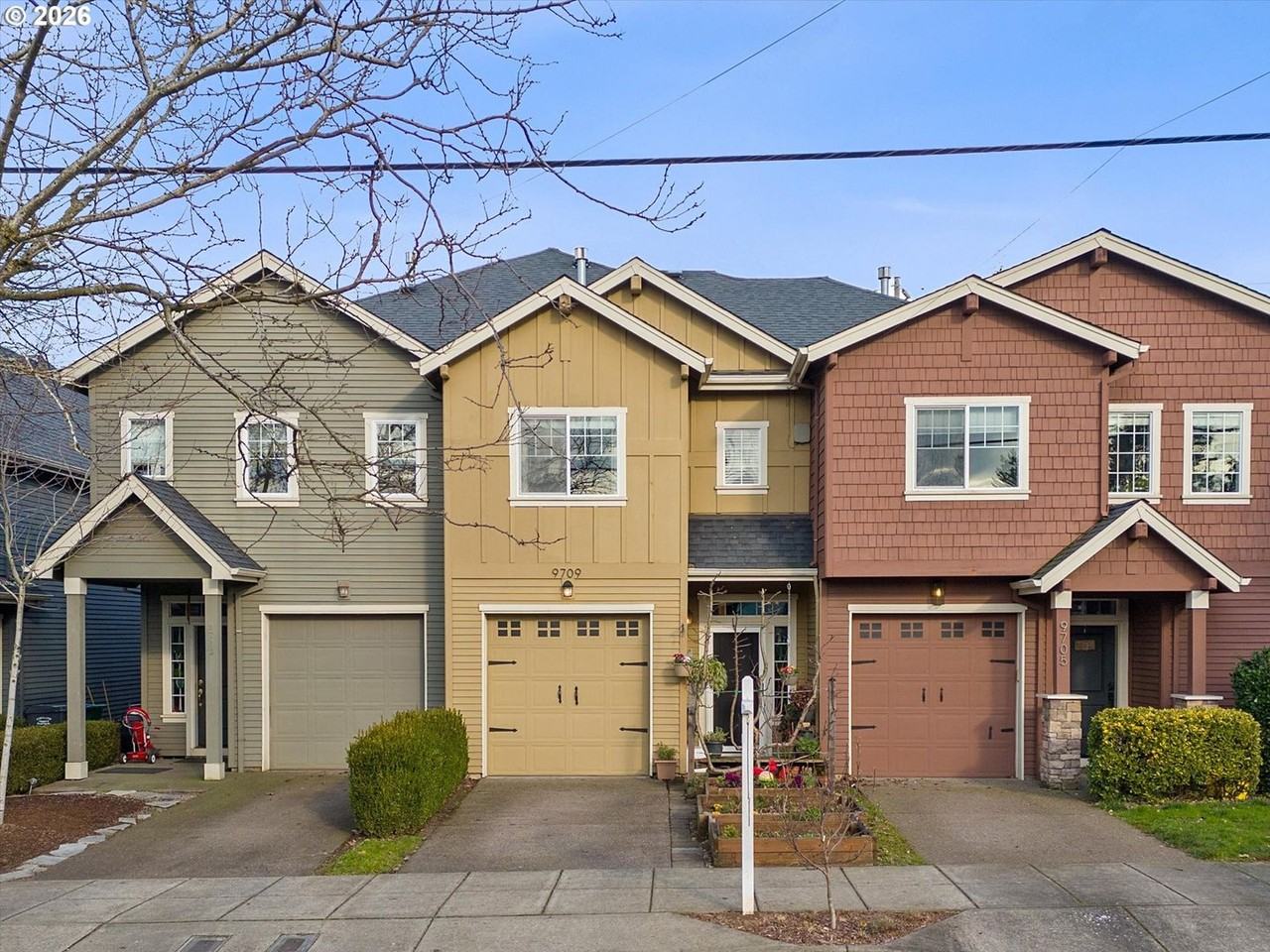 9709 N Jersey St - Photo 2 of 38