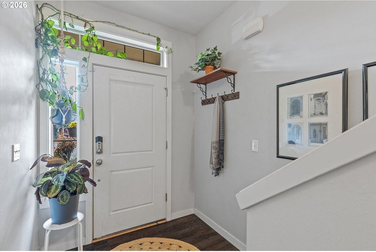 9709 N Jersey St - Photo 5 of 38