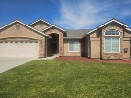 featured image of 1403 Florence Ave