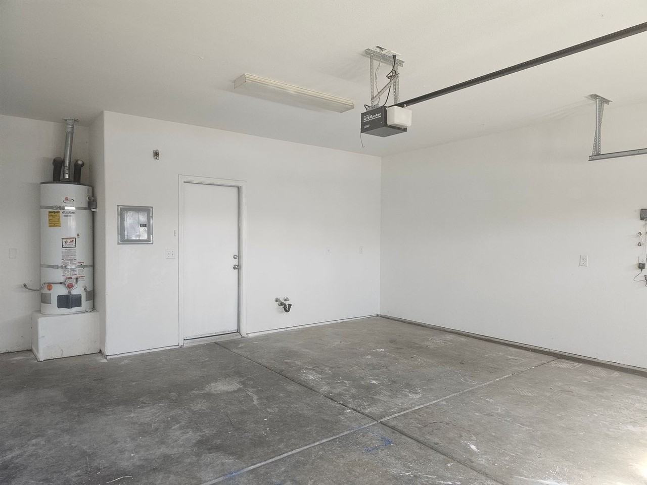 1403 Florence Ave - Photo 5 of 50