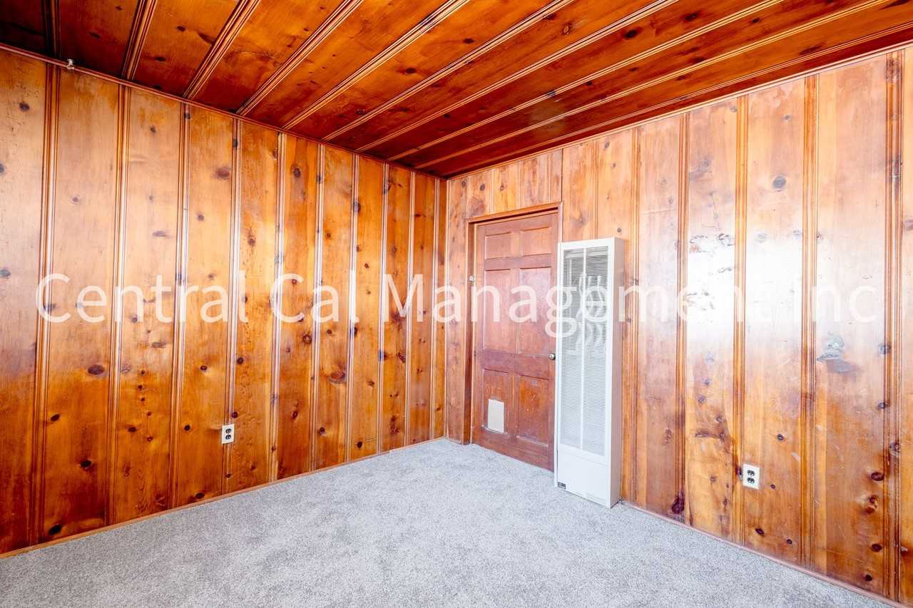 627 Hood Dr - Photo 5 of 19