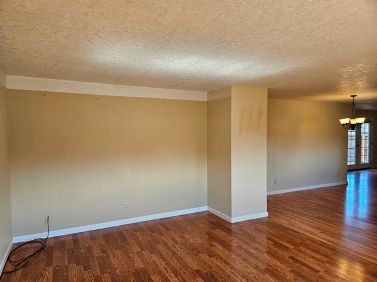 4555 Swallow Ct Ne - Photo 7 of 25