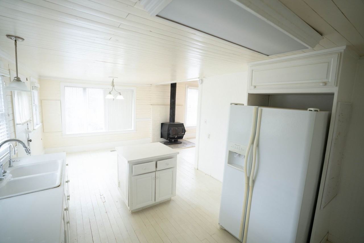 17575 Aubrey Long Rd - Photo 7 of 13