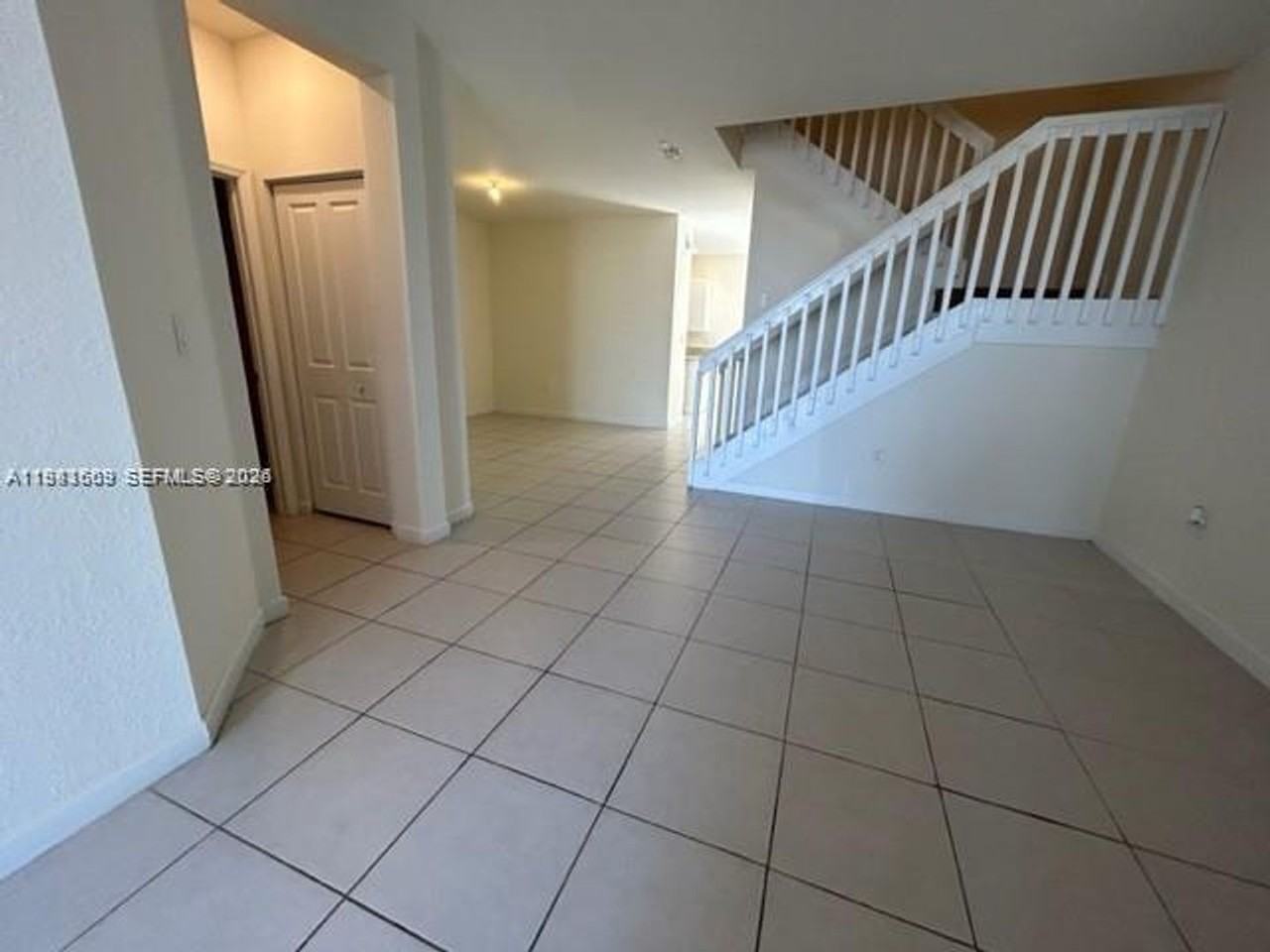 3354 W 112th St - Photo 4 of 16