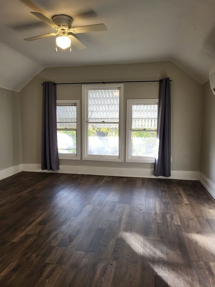 1620 Sw College Ave #3 - Photo 3 of 9