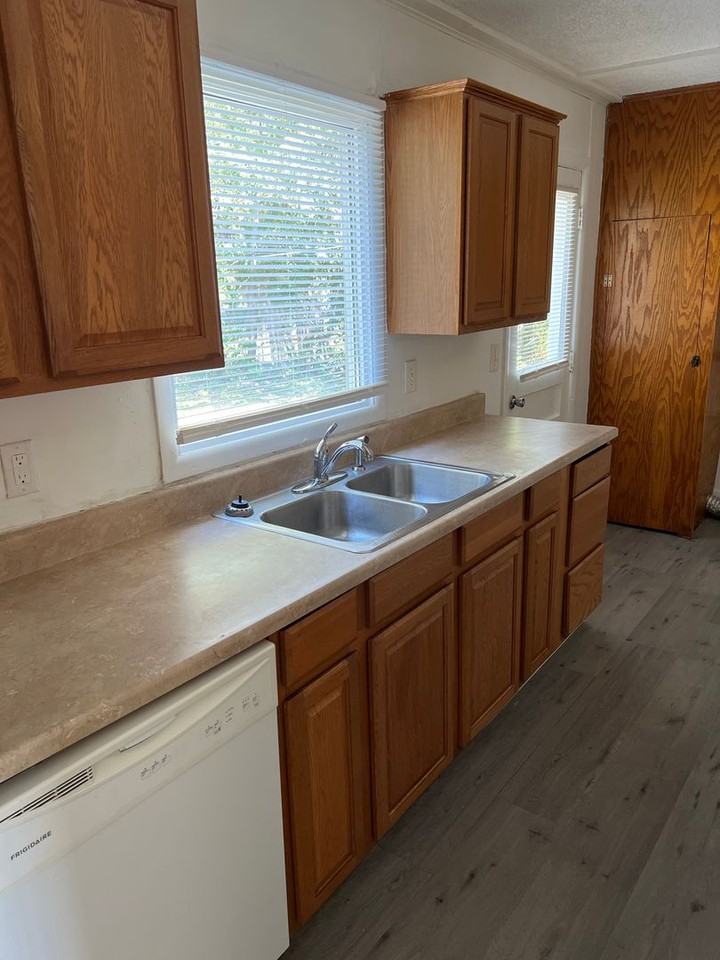 3643 Sw Clare Ave - Photo 7 of 20