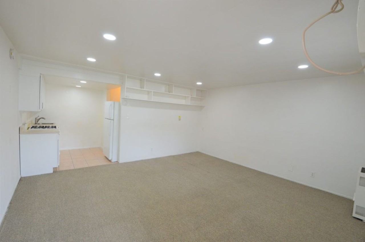 2955 College Ave - Photo 4 of 18