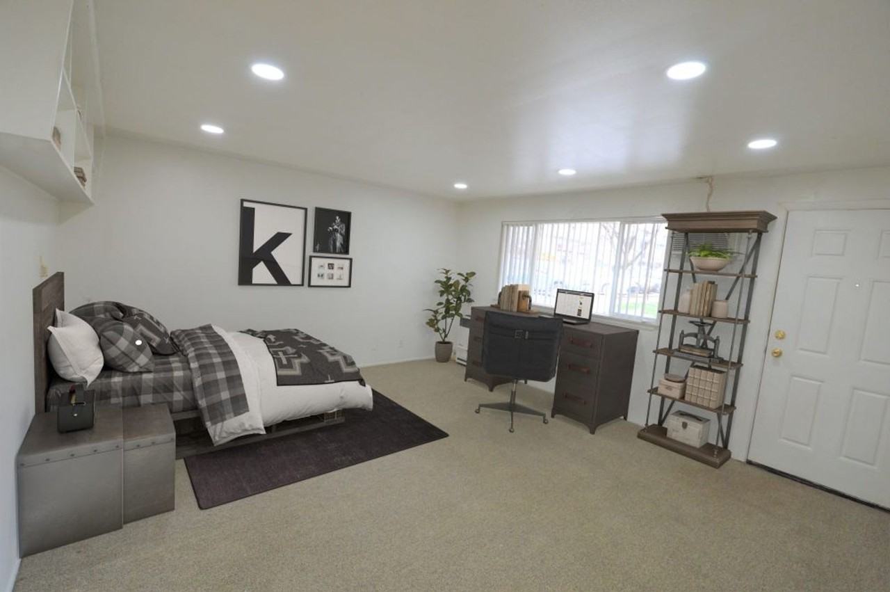 2955 College Ave - Photo 6 of 18