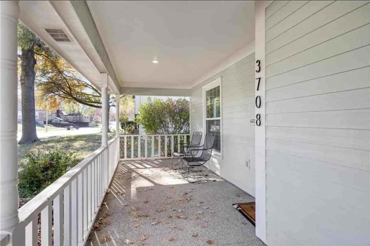 3708 Sw Windemere Dr - Photo 3 of 23