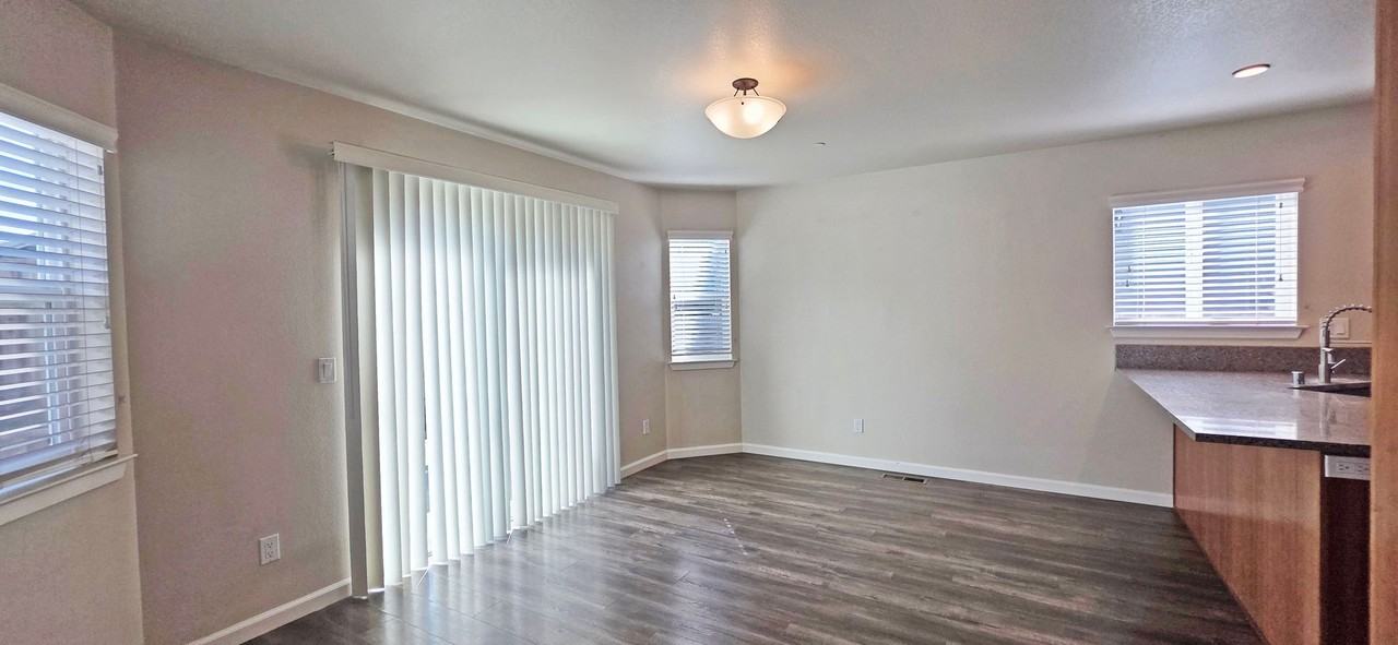 1982 Dogwood Dr - Photo 5 of 42