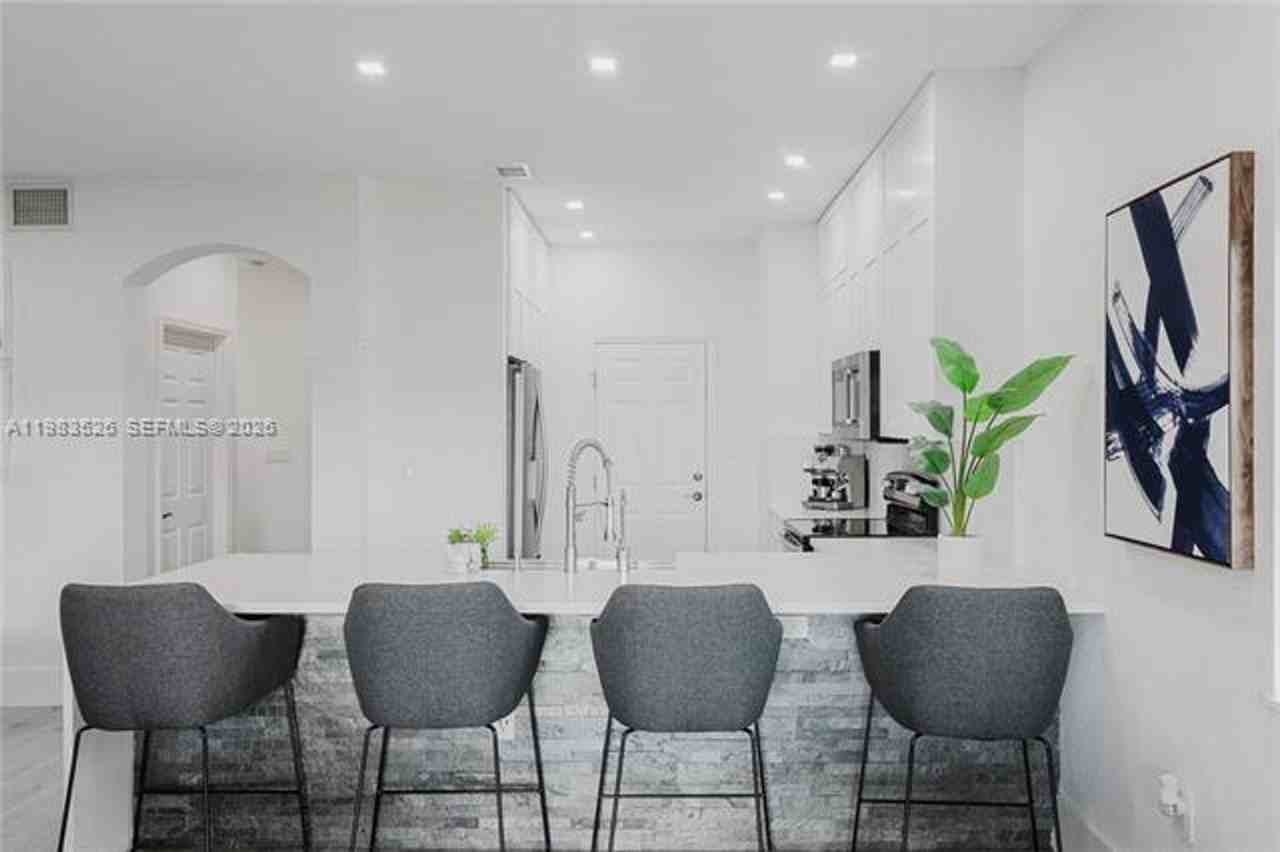 12735 Sw 49th Ct #12735 - Photo 4 of 50