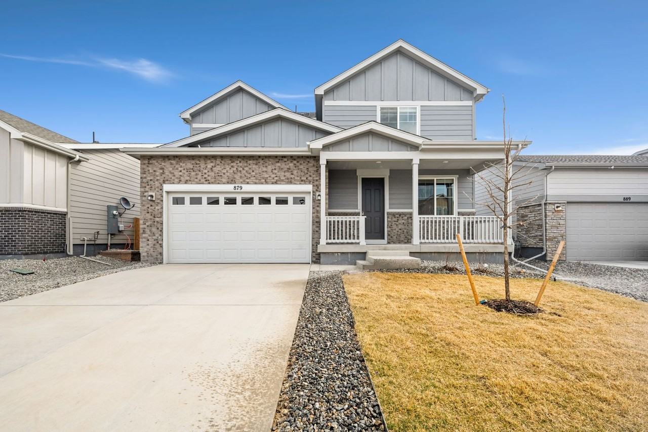 879 Harvard St - Photo 2 of 22