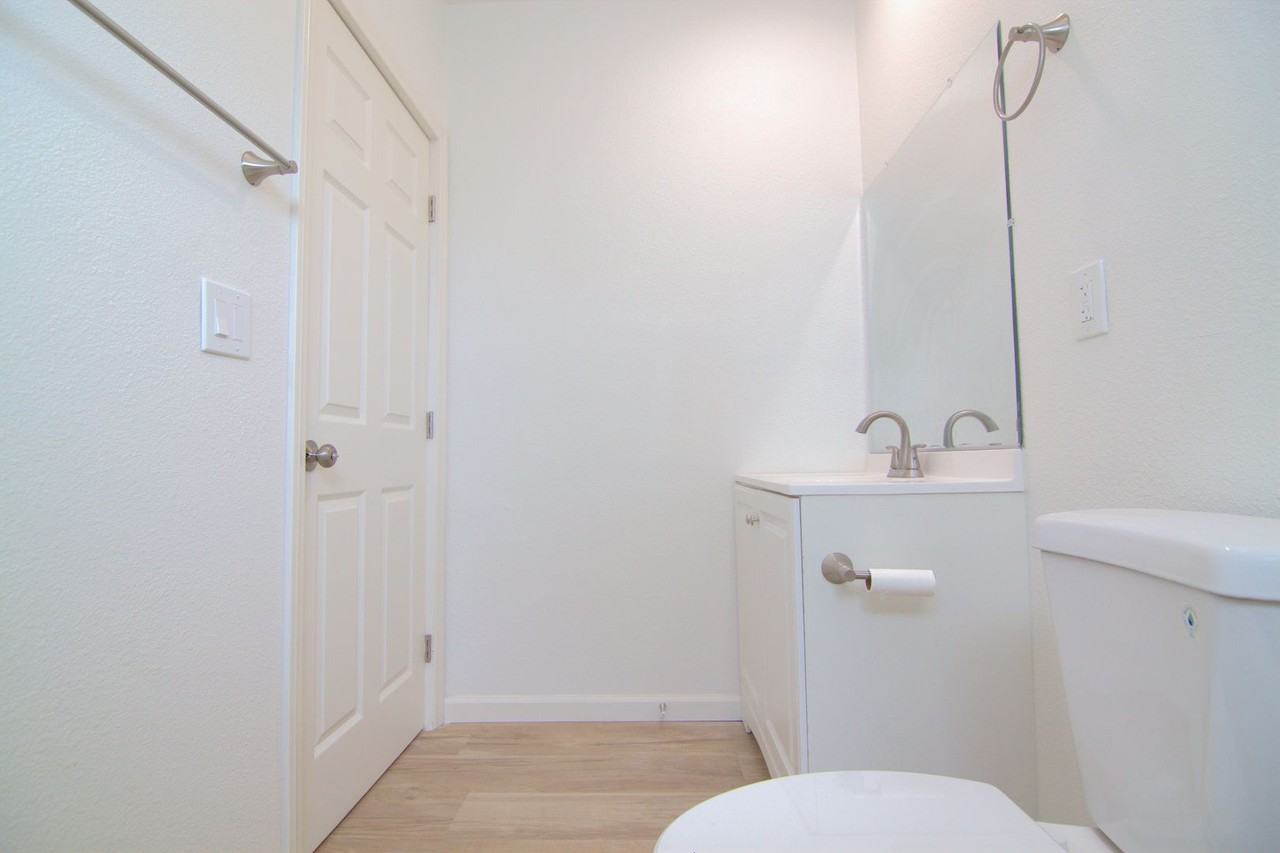 6913 Vanalden Ave #ADU - Photo 5 of 6