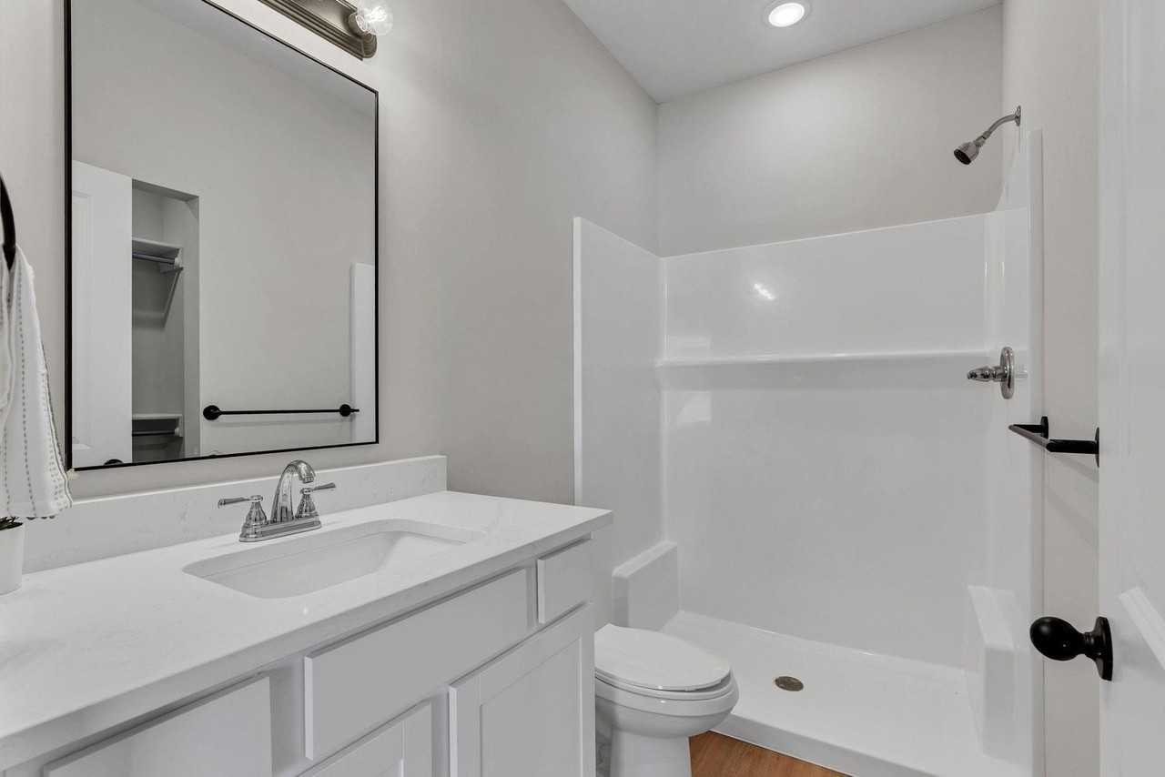 2102 E Plaza Ct - Photo 4 of 20