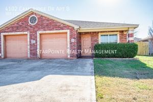 featured image of 4102 Cambridge Dr Apt B #Apt B