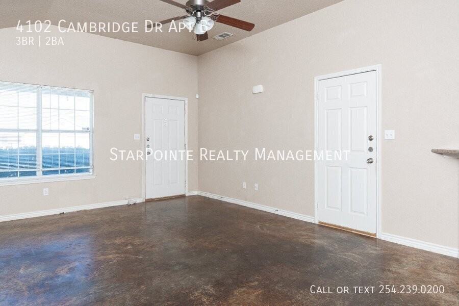 4102 Cambridge Dr Apt B - Photo 4 of 17