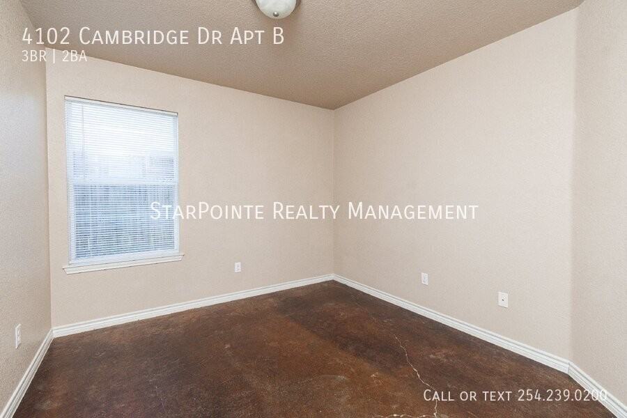 4102 Cambridge Dr Apt B - Photo 6 of 17