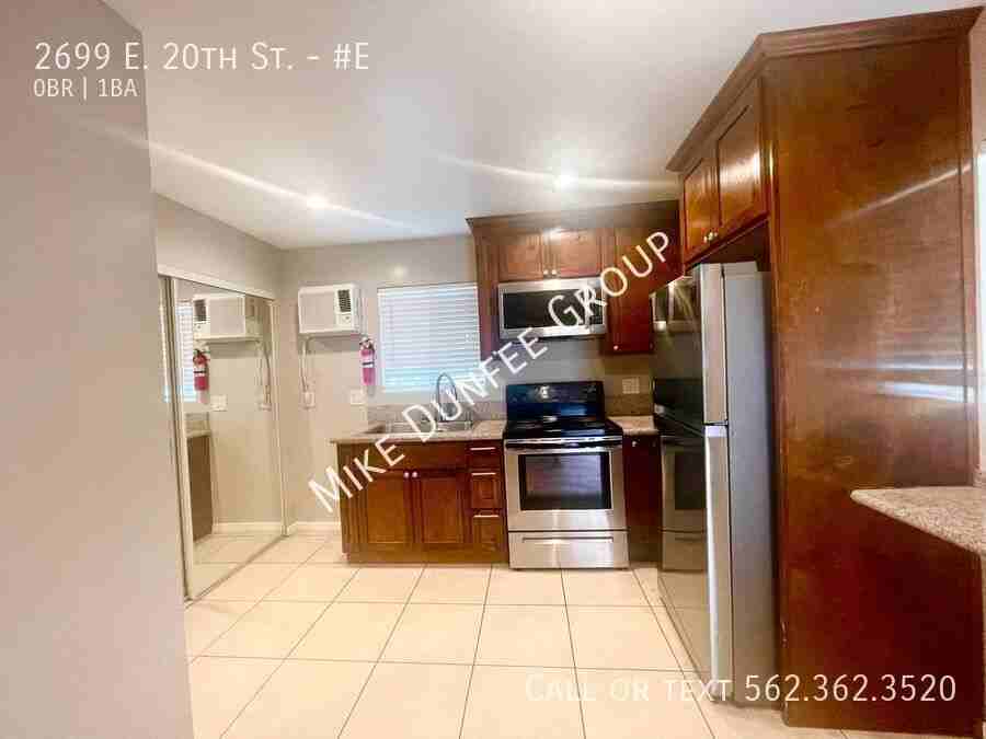 2699 E 20th St #E - Photo 5 of 6