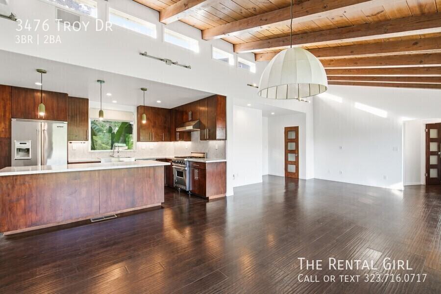 3476 Troy Dr - Photo 3 of 49