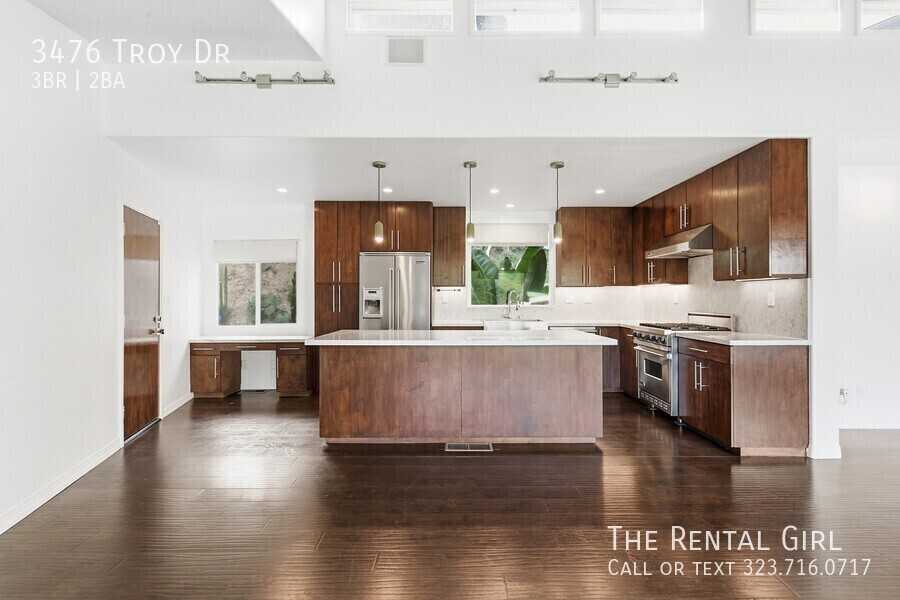 3476 Troy Dr - Photo 6 of 49