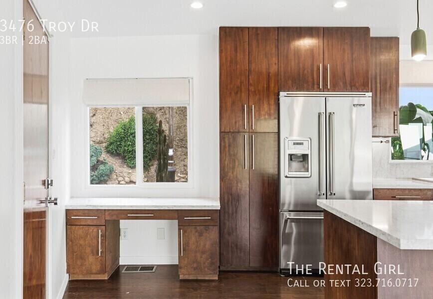 3476 Troy Dr - Photo 7 of 49