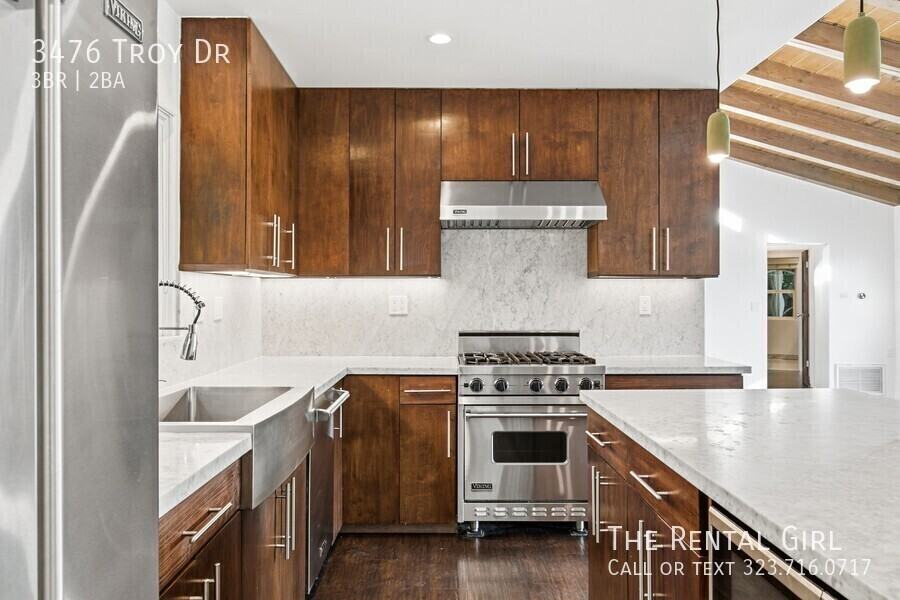 3476 Troy Dr - Photo 7 of 50