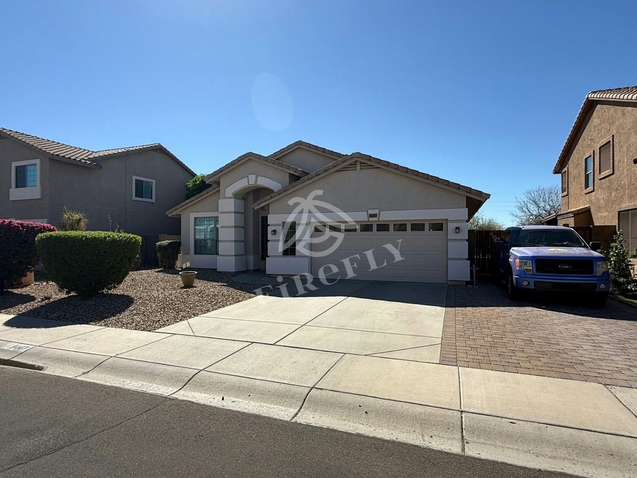 9047 West Yukon Drive - Photo 2 of 32