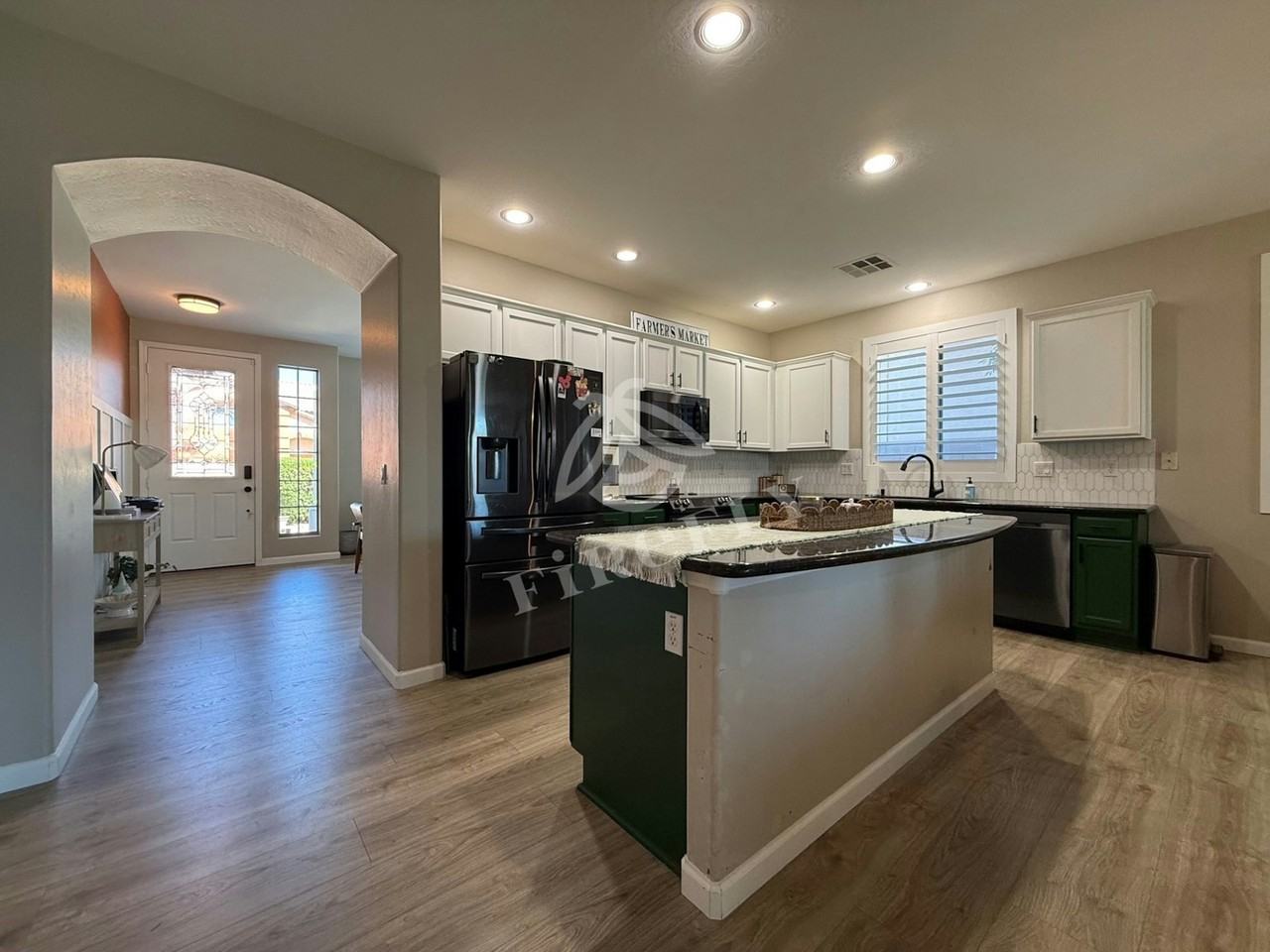 9047 West Yukon Drive - Photo 5 of 32