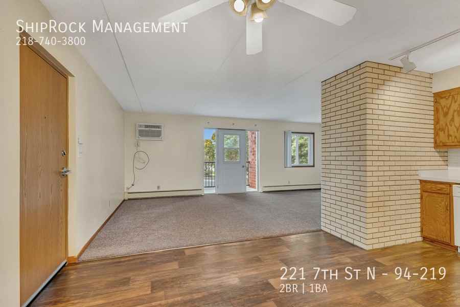 221 7th St N #94-219 - Photo 5 of 12