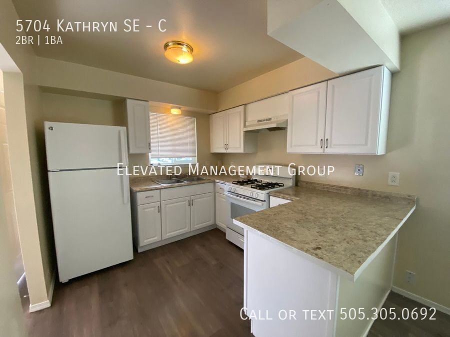 5704 Kathryn Ave Se #C - Photo 4 of 8