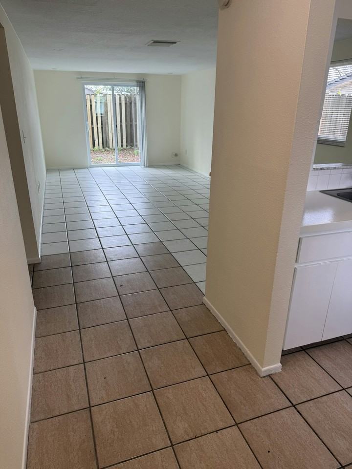 5416 Reef Drive, Unit 5414 - Photo 3 of 9