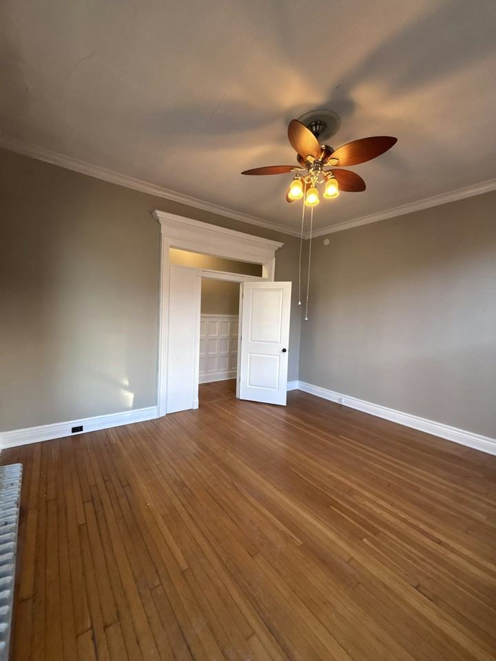 509 Monroe Avenue, Unit 1 R - Photo 4 of 22