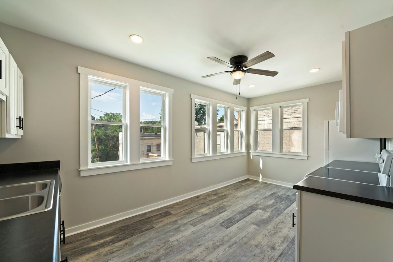 1205 Charleston Avenue, Unit 2 - Photo 4 of 13