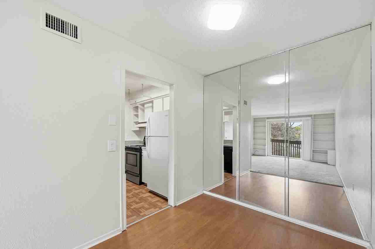 4845 Cedar Springs RoadUnit 267 #1 - Photo 5 of 38