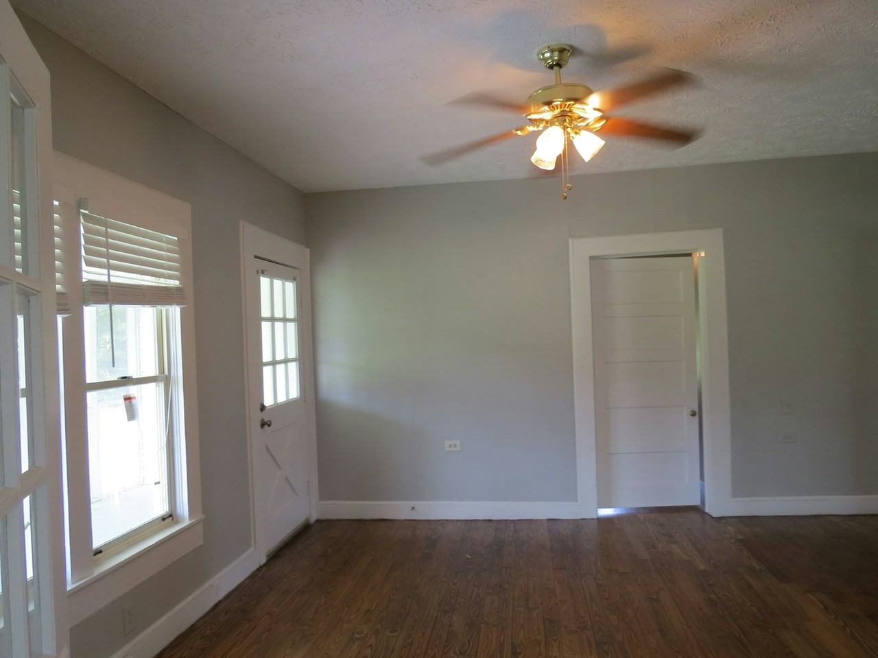 5667 Due West Road Northwest - Photo 7 of 18