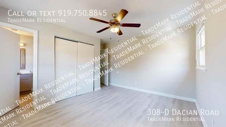 308 Dacian Rd Apt D - Photo 4 of 33