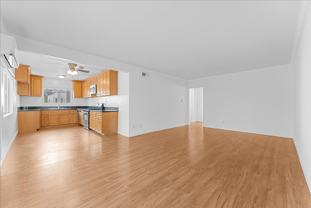 1421 S Bedford St #05 - Photo 1 of 1