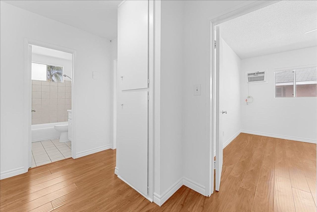 1421 S Bedford St #05 - Photo 5 of 18