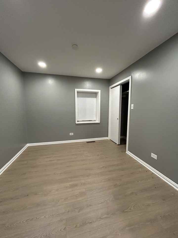 2900 S Quinn St #1F - Photo 5 of 7